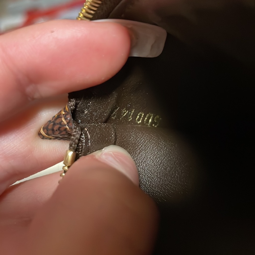 Louis Vuitton Josephine Wallet - Picture 7 of 7